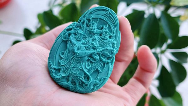 绿松石为什么带铁线的便宜