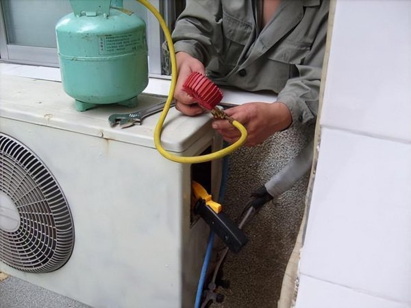 怎么判断空调是否需要加氟