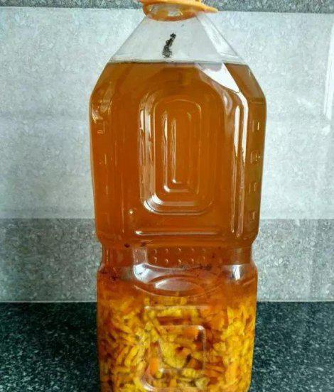 橘子皮能放在花盆里养花吗