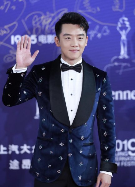 杨颖和郑恺之间的关系是怎么回事