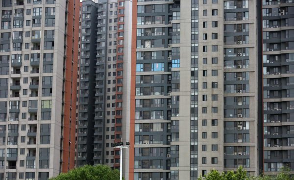 槽钢层对楼上还是楼下有影响