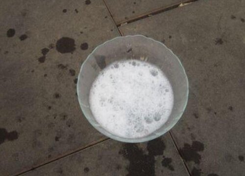 洗衣服的水可以浇花吗