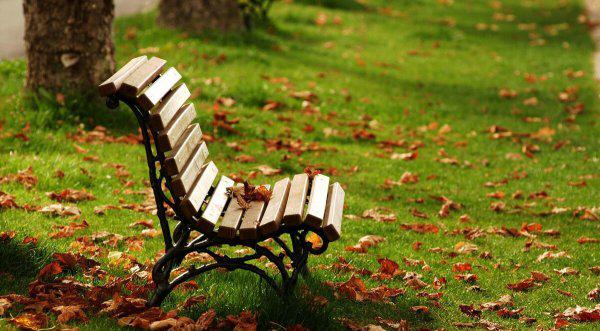 女人不理你也不回复你信息怎么办