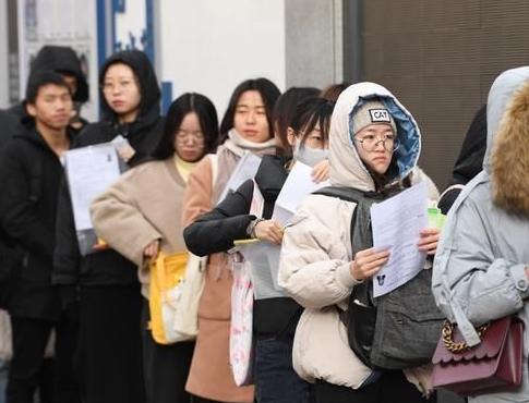 事业编制允许下班后兼职吗