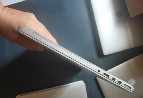 macbookair和macbookpro区别