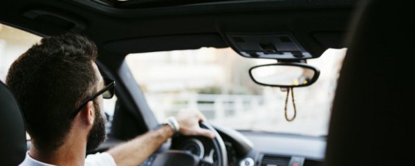 冬季家庭小汽车保养方法