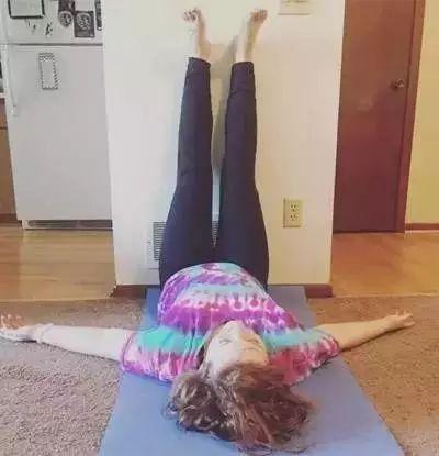 腿倒立90度靠在墙上有啥用