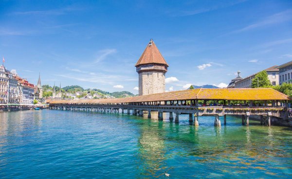 卢塞恩是哪个国家的城市名称