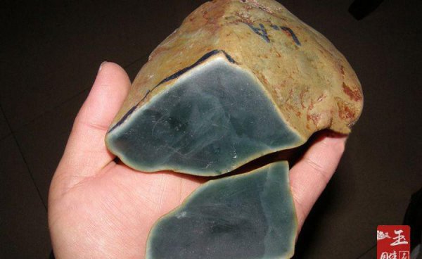 什么石头是玉石