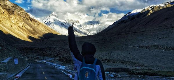 八月去西藏需要准备什么衣服