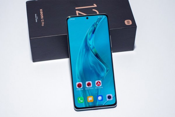 小米11和小米12哪个值得买入手