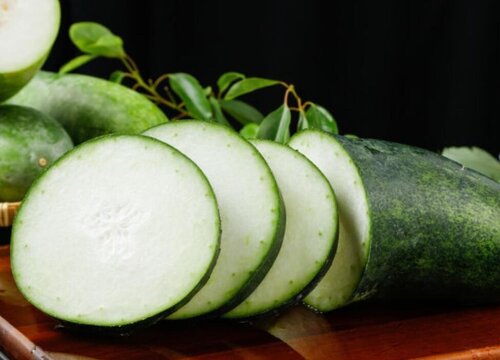 冬瓜可以生吃吗有什么功效