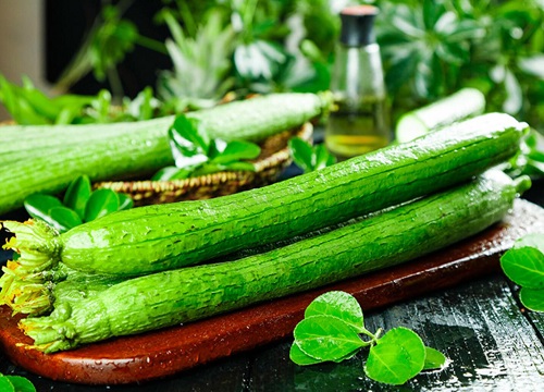 丝瓜发苦还能吃吗