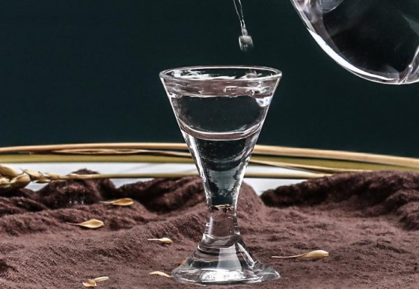 老村长酒是纯粮食酒吗