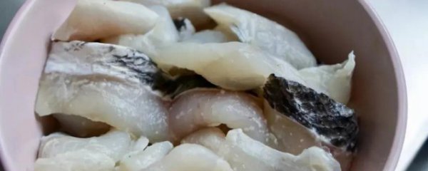 黑鱼放什么材料最好吃