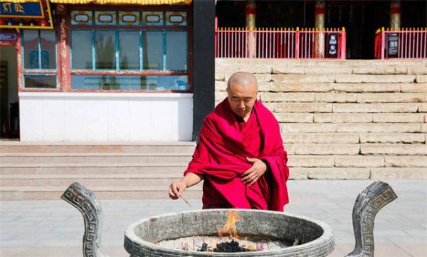 天珠到底是什么材质的东西