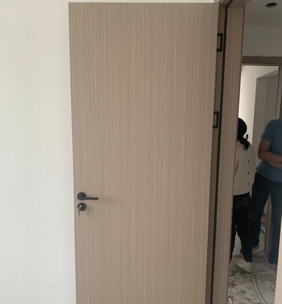 无漆木门好还是烤漆木门好