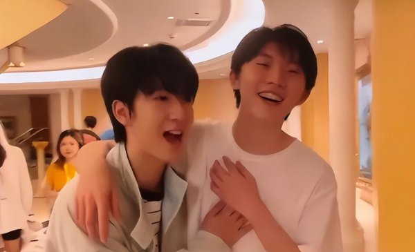 马嘉祺高考成绩307分是真的吗