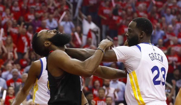 篮球罚球得多少分