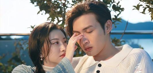 白英和司藤的关系