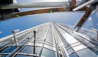 迪拜最高塔叫什么名字多少层 迪拜塔是世界第一高塔吗