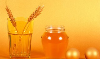 吃蜂蜜有什么禁忌 蜂蜜有什么食用禁忌呢