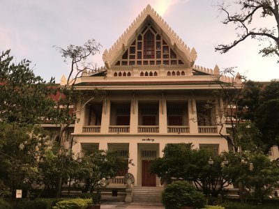 朱拉隆功大学世界排名 泰国朱拉隆功大学的学校简介