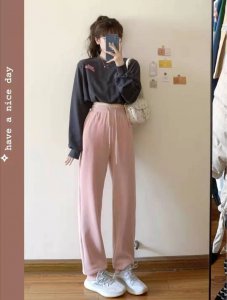 粉红色裤子配什么颜色上衣图片 粉色裤子搭配哪些衣服好看