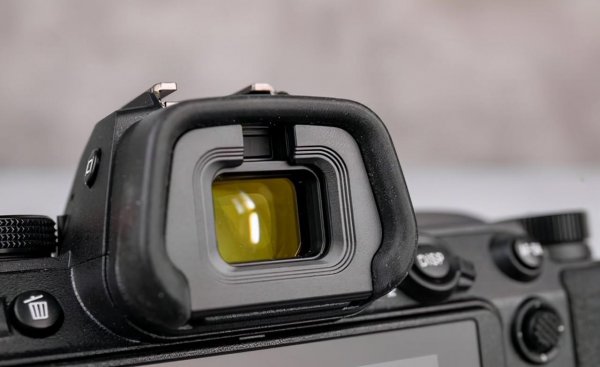 微单和单反拍出来差距在哪