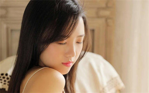 女朋友经常因为小事生气怎么办