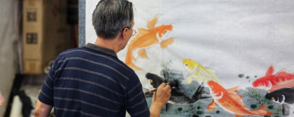 大门正对的墙挂什么好