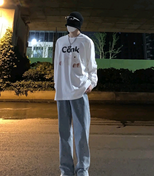 男人皮肤黑穿什么颜色的衣服好看