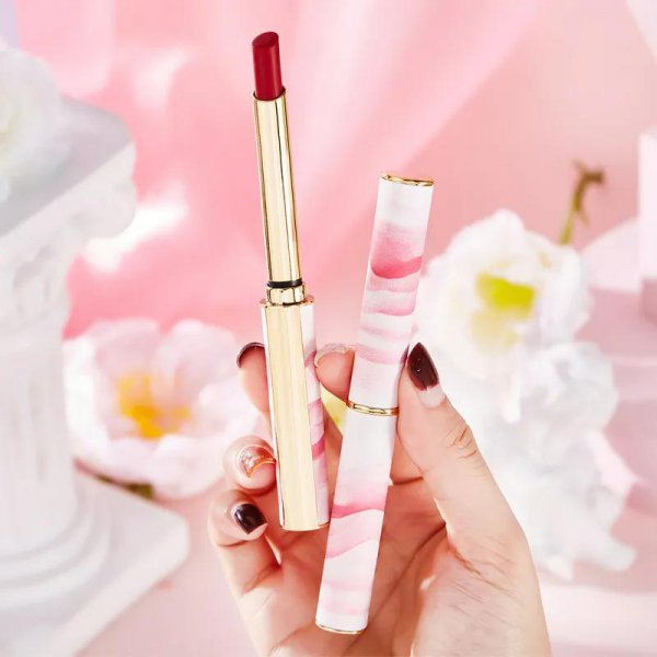 口红和唇釉有什么区别