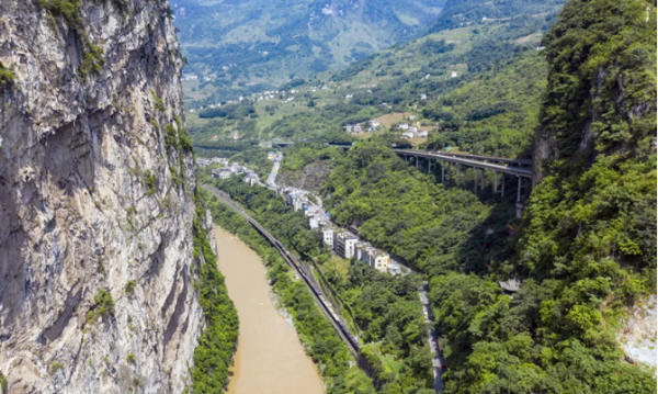 邵通县是哪个省的城市