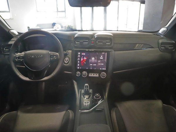 适合女孩子开的车型有哪些