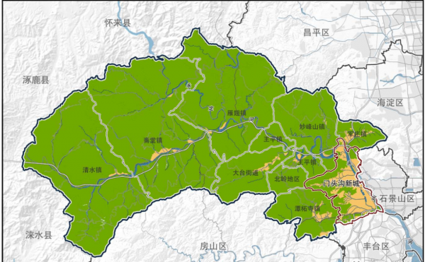 北京占地面积约多少平方千米