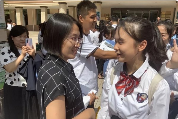 公办好还是民办学校好