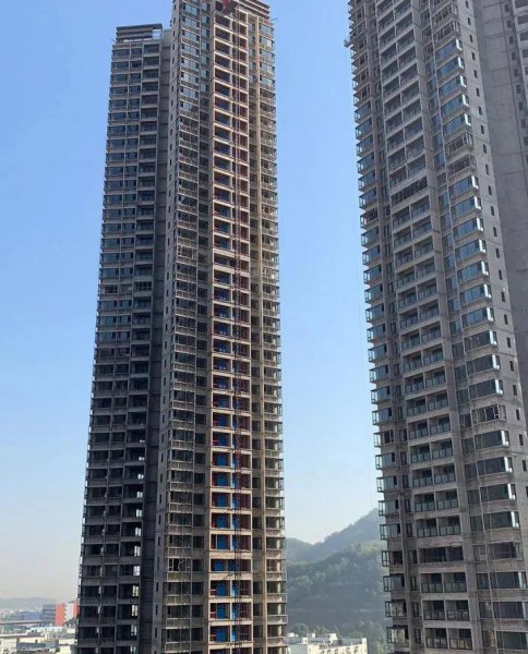 高层两梯四户哪一户最好