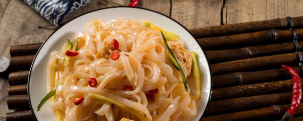 凉皮佐料汤怎么熬制