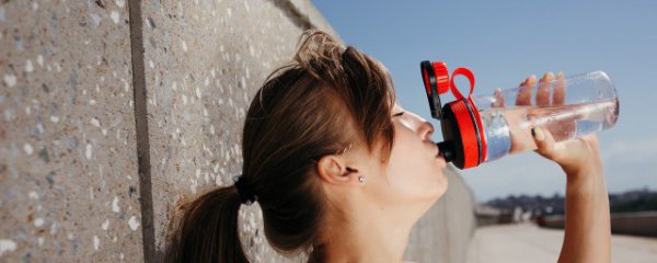 水杯刻字送哪些寓意