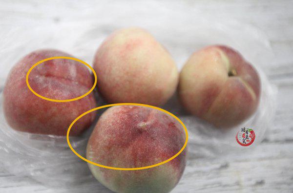 水蜜桃是软的还是脆的