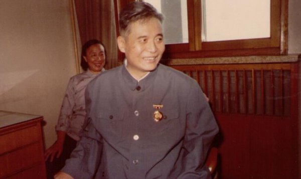 邓嫁先基本资料简介