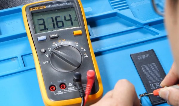 手机充不上电的小妙招