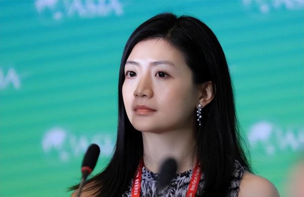 李颖中国最美女富豪