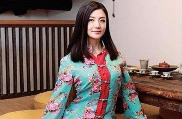 李颖中国最美女富豪