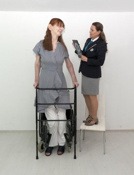 七英尺等于多少厘米