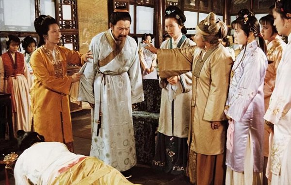 贾政是什么官位