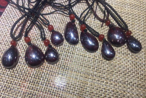 原矿朱砂能长期佩戴吗