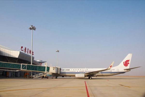 白塔机场属于哪个区