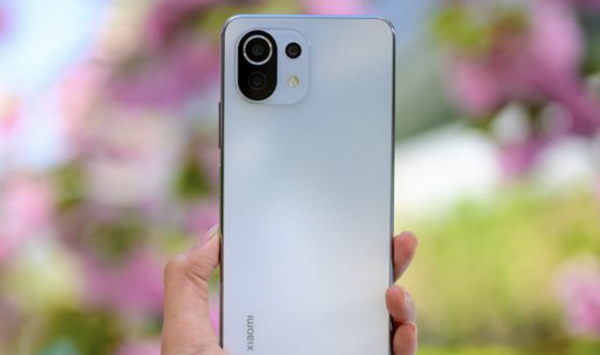 轻薄手机参数配置详细